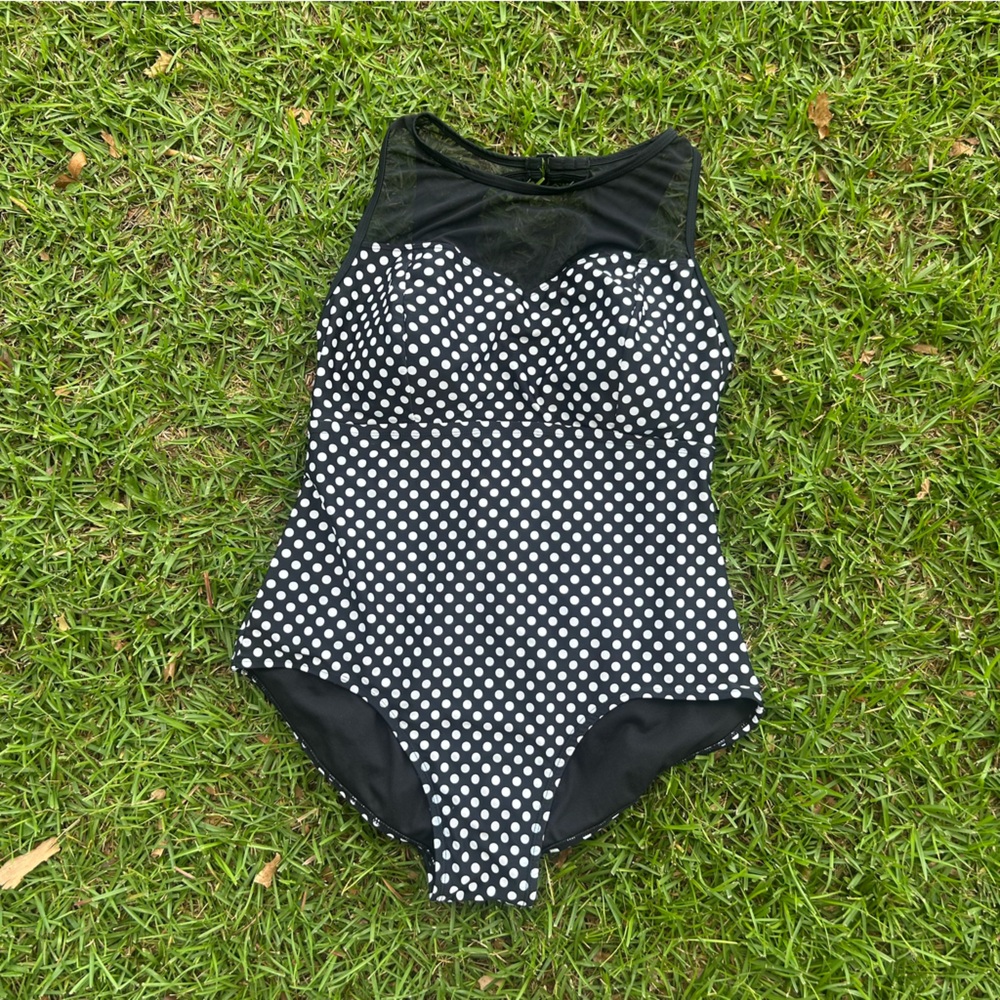 CATALINA Women’s size 2XL Poka Dot Swimsuit